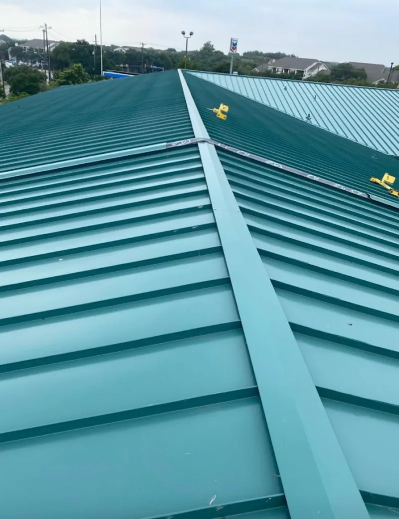 Green commercial metal roof ridge and valley for Metal Roof Repair in Floral City